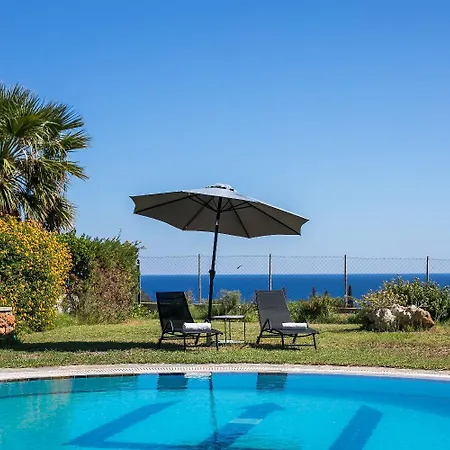Pebble Villa *